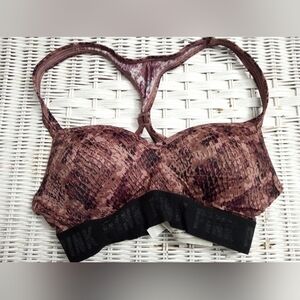 Women's PINK Sports Ultimate Hook & Eye Closure Snake Animal Print size XS Bra